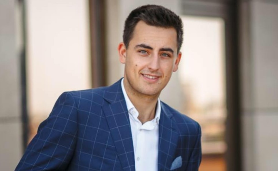 Біографія й особисте життя Єфима Константиновського