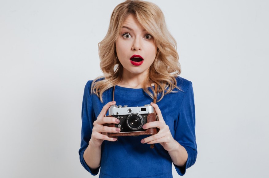 Як правильно пишеться “фотозвіт”: разом чи окремо