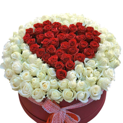 Велика капелюшна коробка троянд "Серце"