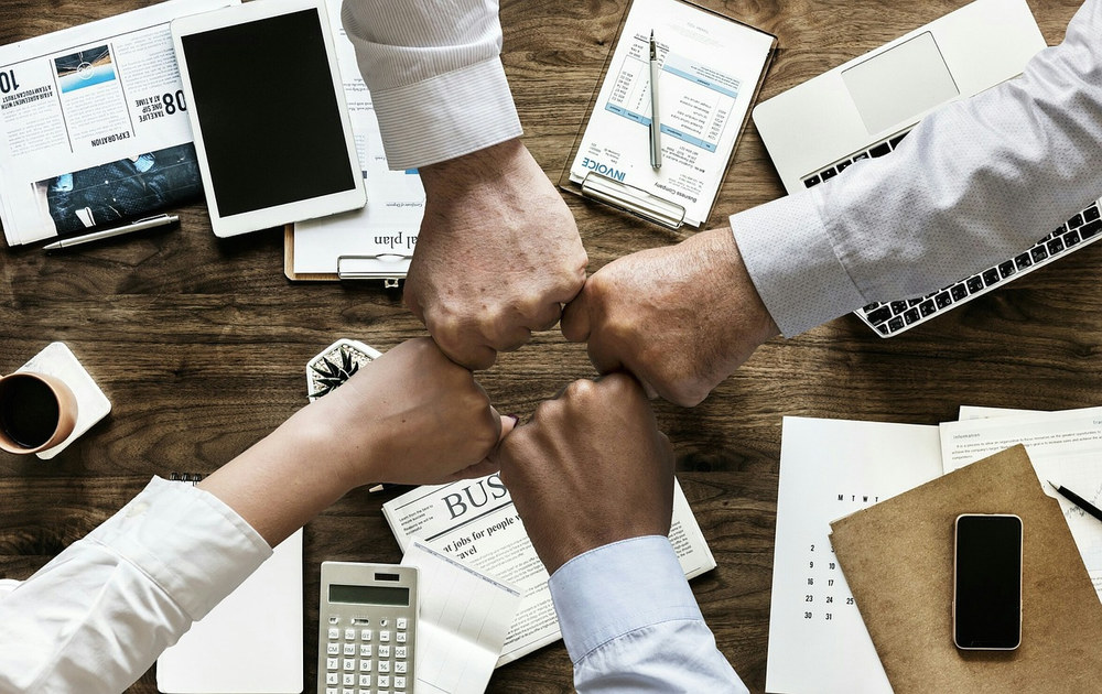 Топ-5 мовних послуг для B2B-компаній у Києві: як оптимізувати міжнародну комунікацію